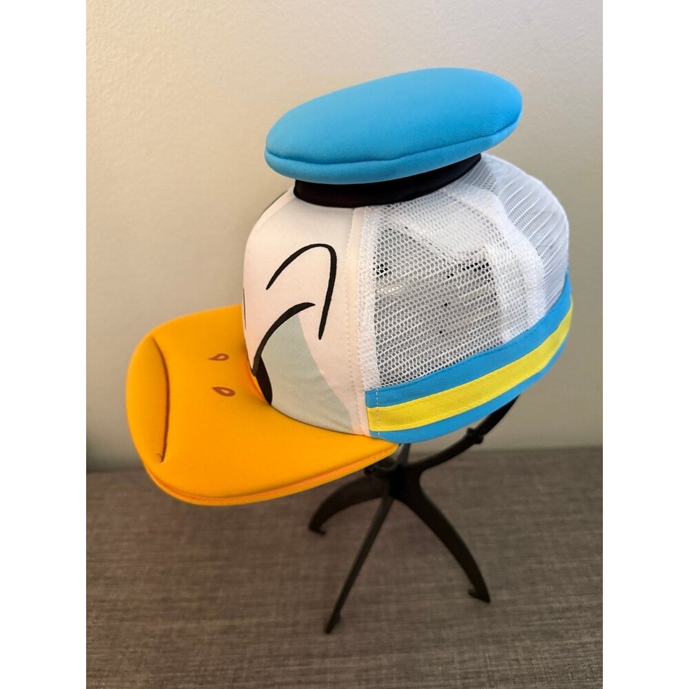 Donald Duck Disney Parks Angry Face Snapback Trucker Hat *One size Fits Most* - Picture 3 of 7